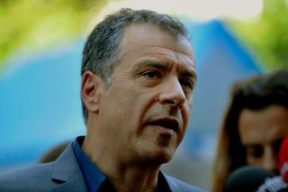 Σταύρος προς Αλέξη: «Πες το μεγάλο “ναι” κι εμείς στηρίζουμε»