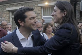 Βαριά ερωτευμένοι Ζωή – Τσίπρας!