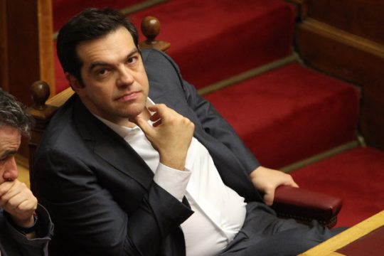 Ανασχηματισμός με το βλέμμα στις εκλογές