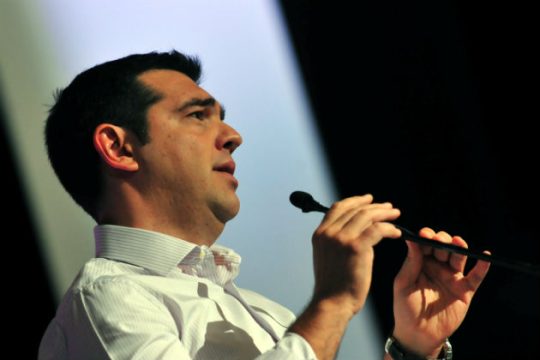 «Μνημόνια, βία και ψέματα»