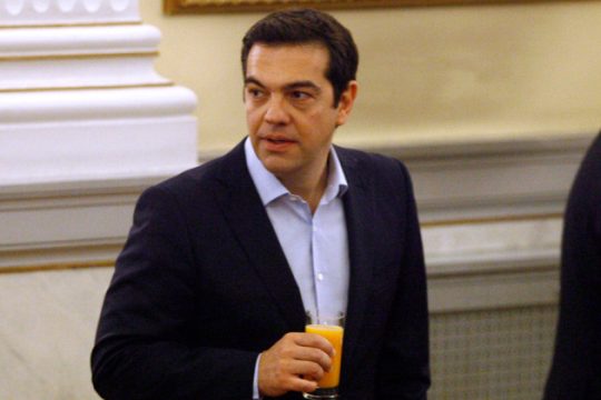 Τσίπρας και ΣΥΡΙΖΑ σε σταυροδρόμι