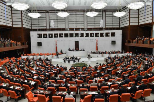 Σεξιστικό παραλήρημα από τον αντιπρόεδρο της τουρκικής κυβέρνησης