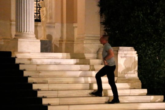 Βαρουφάκης: Το 1967 ήταν τα τανκς, σήμερα οι τράπεζες