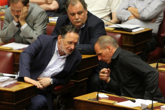 Λαφαζάνης υπέρ Βαρουφάκη