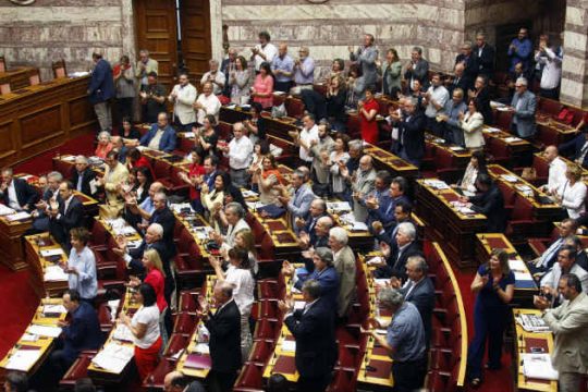 Τα συνήθη θύματα θα σηκώσουν τα νέα βάρη