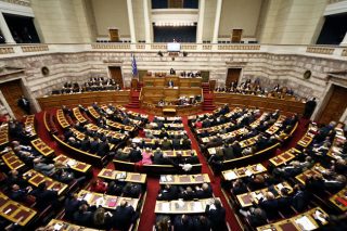 Μιχάλη Χρυσοχοΐδη, σου παίρνουν τη δόξα!