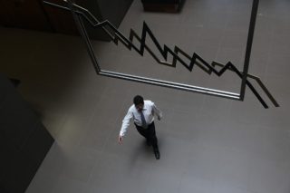 Απατεώνας «χρηματιστής»