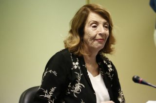 «Στο Πεδίον του Αρεως υπάρχει ανθρωπιστική κρίση»