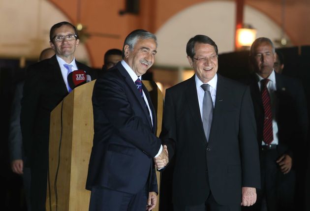 Επανεκκίνηση συνομιλιών