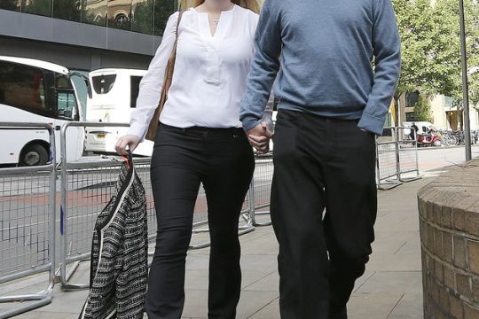 Εκανε το πρώτο λίμιτ απ στης… φυλακής τα σίδερα