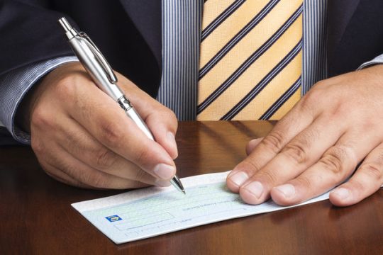 Χωρίς «Τειρεσία» ώς 30/9 οι επιταγές
