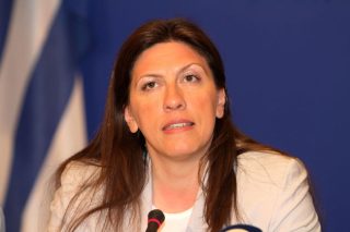 Αλλού ο Παππάς κι αλλού… η Ζωή