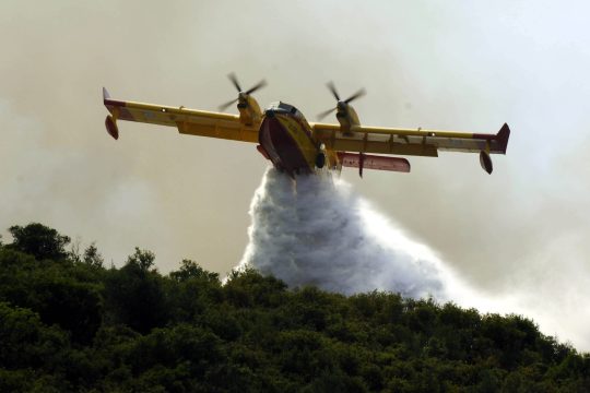 Υπό έλεγχο οι φωτιές στην Κεφαλονιά