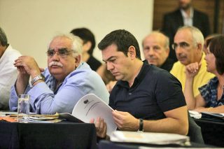 Φιλόδοξες υποσχέσεις για άρση φορολογικών μέτρων