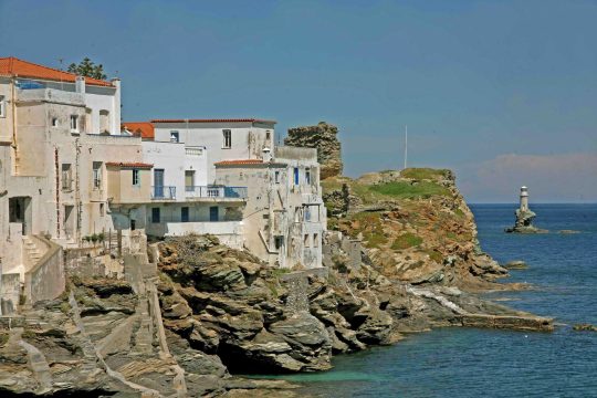 Ες… Γαύριον τα σπουδαία