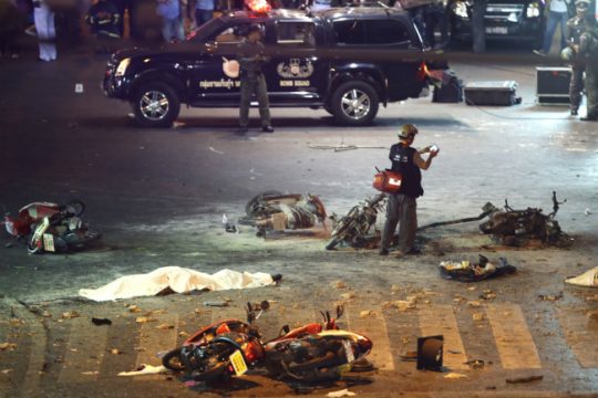 Φονική έκρηξη βόμβας στο κέντρο της Μπανγκόκ