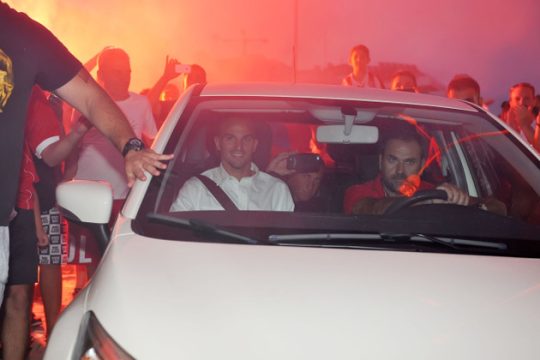 Υπογραφές και αποθέωση για Καμπιάσο