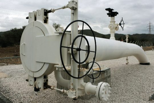 Επιστρέφει η SOCAR για τον ΔΕΣΦΑ