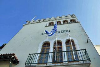 Η ξενοφοβία του δημάρχου της Κω «ξεσπιτώνει» τους πρόσφυγες