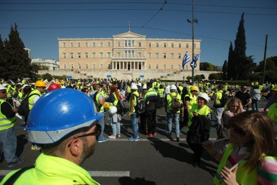 «Ελληνικός Χρυσός» και σωματεία κατά της απόφασης Σκουρλέτη
