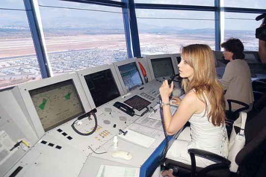 Τετράωρη στάση εργασίας, αύριο, των ελεγκτών εναέριας κυκλοφορίας