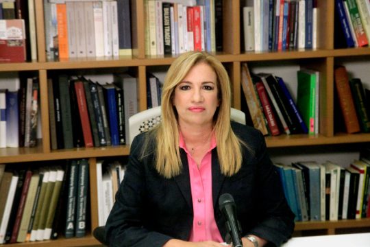 Η Γεννηματά μιλάει πάλι για «απόδραση Τσίπρα»