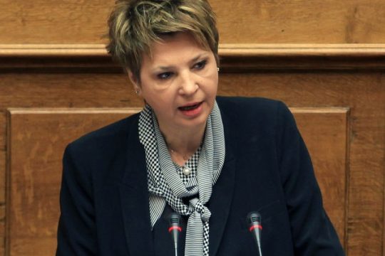 Ποιος θα σύρει τη χώρα σε κάλπες