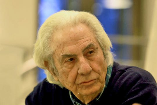 «Αναζητούνται “ηθοποιοί”, καραδοκούν μεταπράτες…»