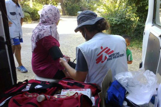«Οι πρόσφυγες δεν θα σταματήσουν να έρχονται επειδή δεν τους βοηθάμε»