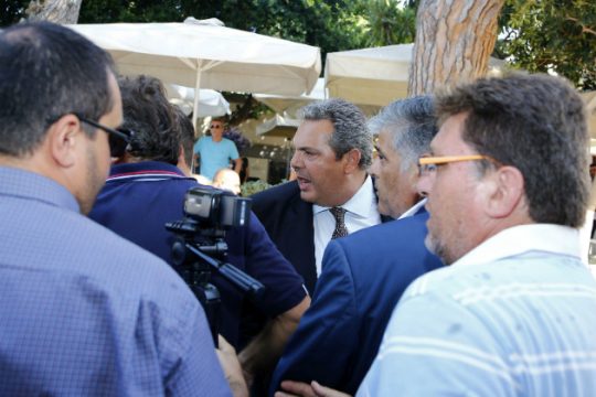 ΑΝ.ΕΛΛ.: Προβοκάτσια χρυσαυγιτών η επίθεση κατά Καμμένου