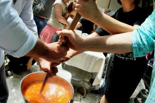Αδιάκριτες ερωτήσεις για ένα πιάτο φαγητό