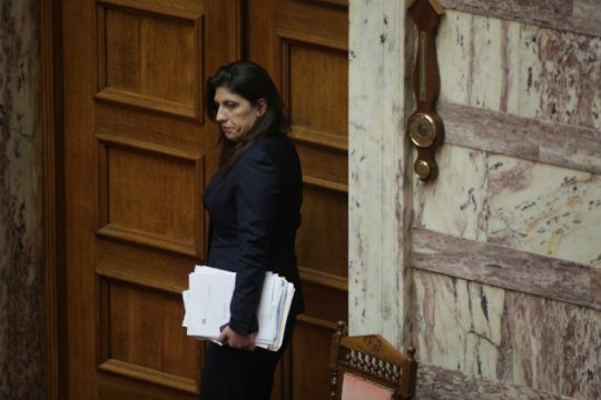 «Εμπλοκή» με την ψηφοφορία στη Βουλή