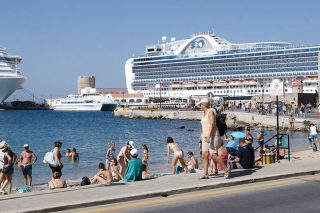 Ζητούν μέτρα για τη στήριξη της κρουαζιέρας
