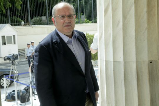 Ξυδάκης: «Κυρίαρχος ρυθμιστής του πολιτικού παιχνιδιού ο Αλ. Τσίπρας»