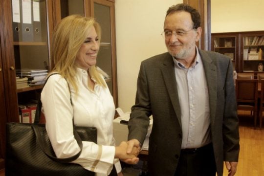 Διαφώνησαν για το ευρώ, συμφώνησαν για σύγκληση αρχηγών
