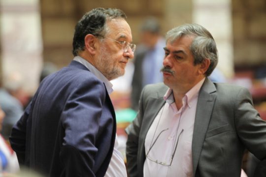 «Μνημόνιο λαιμητόμος – “θηλιά” στο λαιμό του λαού»