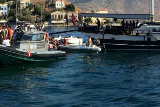 Αναπάντητα ερωτήματα για τον νεκρό ανήλικο πρόσφυγα