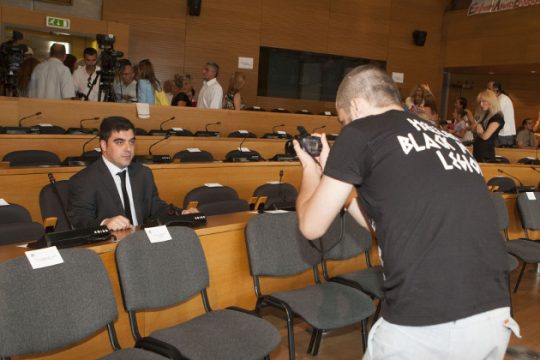 Προκλήσεις χρυσαυγιτών στη Θεσσαλονίκη για τους πρόσφυγες
