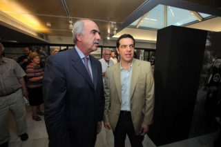 Παίζει καθυστέρηση και ελπίζει στη ρεβάνς