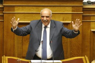 Σε ρυθμούς εκλογών