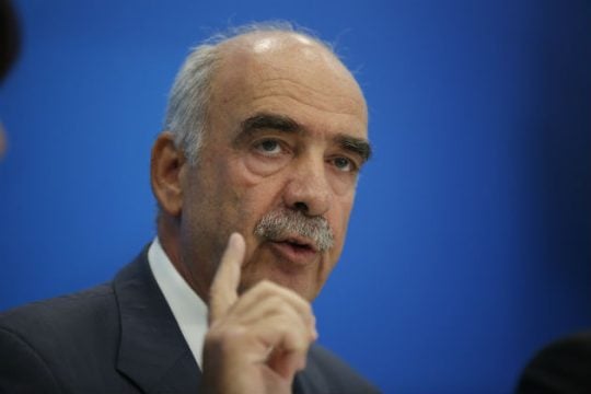 Σε συμβούλιο πολιτικών αρχηγών εμμένει ο Μεϊμαράκης