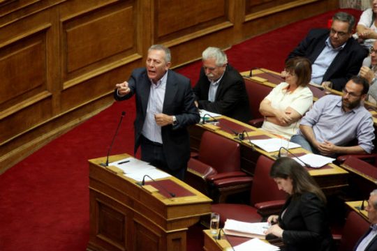 ΚΚΕ: «Κοροϊδεύει τον λαό η Αριστερή Πλατφόρμα»