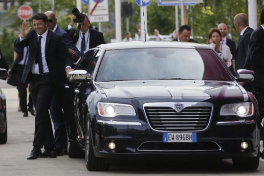 Ιδιωτικοποιήσεις… με το ζόρι