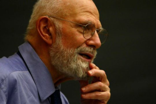 Πέθανε ο σπουδαίος Όλιβερ Σακς
