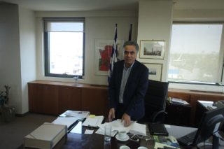 Ο Σ. Ζαφείρης γεν. γραμματέας Βιομηχανίας