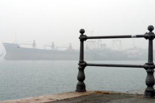 Θαλάσσια ρύπανση στη Θεσσαλονίκη από δεξαμενόπλοιο