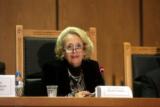 Ποια είναι η πρώτη γυναίκα πρωθυπουργός
