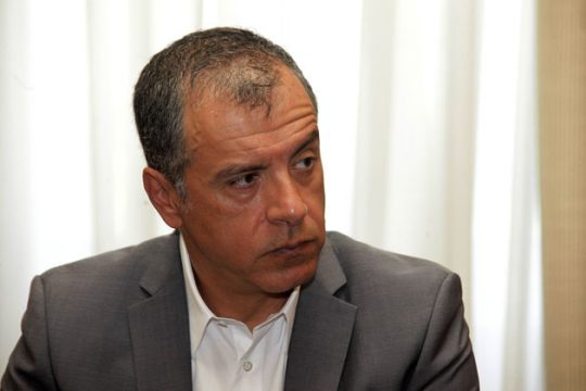 Πρόταση Θεοδωράκη για κυβέρνηση με… πρωθυπουργό Τσίπρα