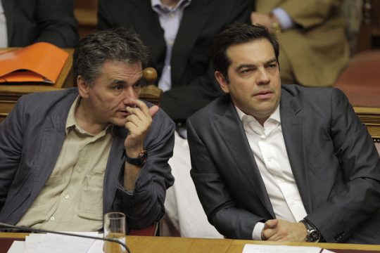 Ξεκαθαρίζει το τοπίο για ψήφο εμπιστοσύνης και εκλογές