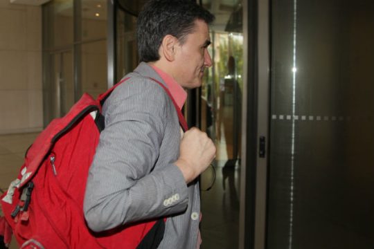 Διακοπή των διαπραγματεύσεων και σύσκεψη υπό τον πρωθυπουργό